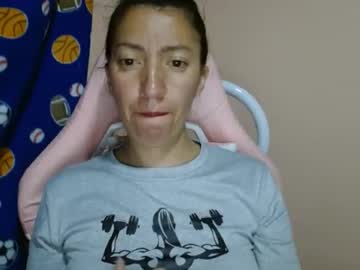 Candymilfff May 01, 2026 Chaturbate stream image
