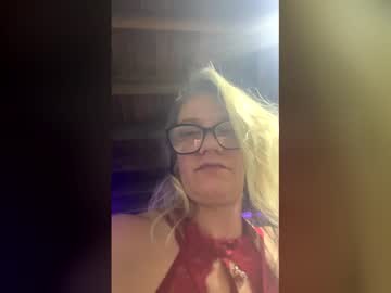 Lunamichelle3 May 01, 2026 Chaturbate stream image