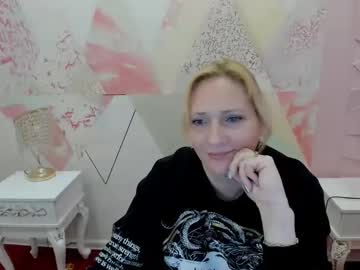 Velka_Raspberry May 01, 2026 Chaturbate stream image