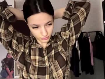 Emmieglunt May 01, 2026 Chaturbate stream image