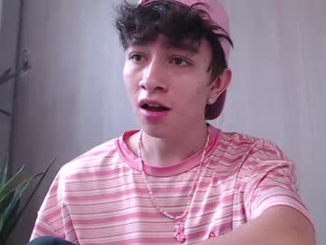 Ismoll May 01, 2026 Chaturbate stream image