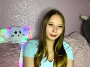 Madelainesperoni May 01, 2026 Chaturbate stream image