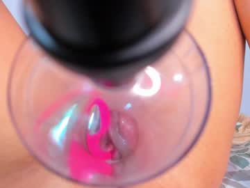 Dania_Wi May 02, 2026 Chaturbate stream image