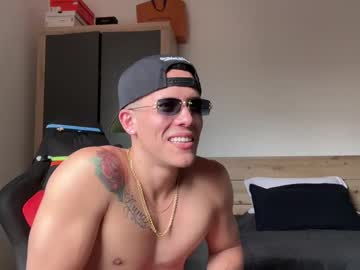 Duncancollins May 02, 2026 Chaturbate stream image