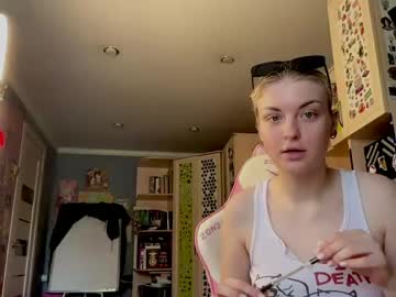 Elishamanon May 02, 2026 Chaturbate stream image