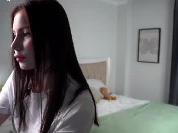 Sunnmari May 02, 2026 Chaturbate stream image
