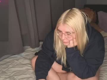 Selenebaby May 02, 2026 Chaturbate stream image