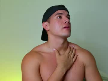 Mikevikingo May 03, 2026 Chaturbate stream image