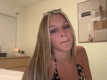 Lilysummers21208 May 03, 2026 Chaturbate stream image
