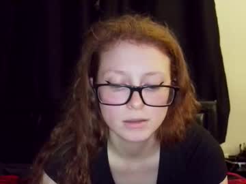 Poisonivyy95 May 03, 2026 Chaturbate stream image