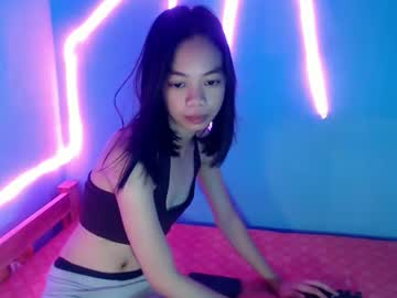Eunie18 May 03, 2026 Chaturbate stream image