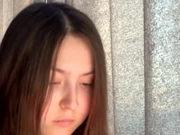 Charmingggirl May 03, 2026 Chaturbate stream image