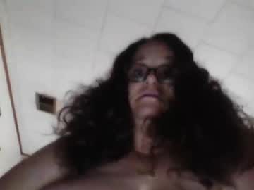 Cakemama402 May 03, 2026 Chaturbate stream image