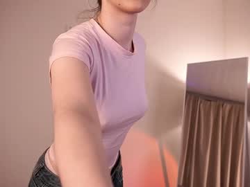 Louiseevans May 03, 2026 Chaturbate stream image
