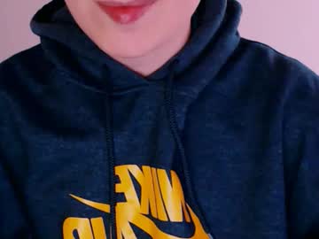 Daniel_Ruis16 May 03, 2026 Chaturbate stream image
