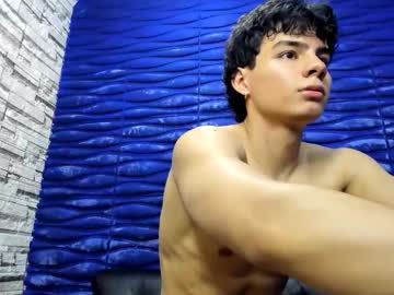 Seigfried0 May 03, 2026 Chaturbate stream image