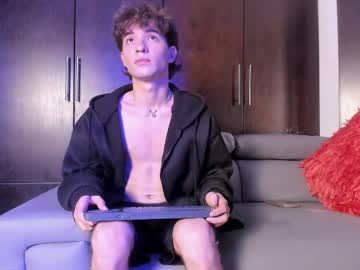 Michell_Heisenberg May 04, 2026 Chaturbate stream image