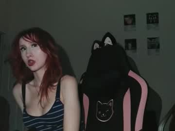 G0ddessluna1800 stream photo from May 04, 2026