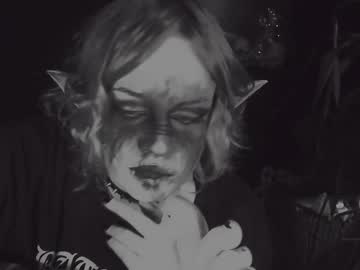 Molly_Crow May 04, 2026 Chaturbate stream image