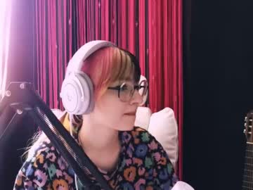 Avi_Nile May 04, 2026 Chaturbate stream image