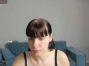 Royziicams May 04, 2026 Chaturbate stream image