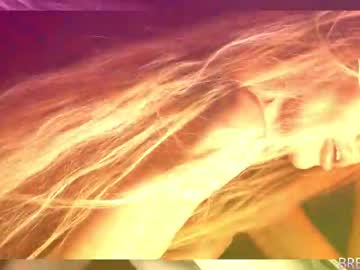 Alvuwka May 04, 2026 Chaturbate stream image