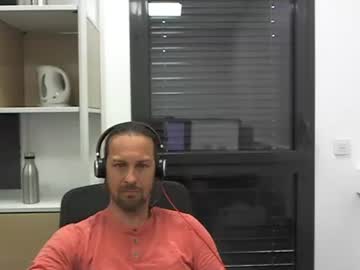 Moi9876543210 May 04, 2026 Chaturbate stream image