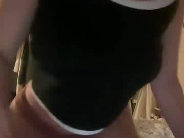 Flowerncream May 04, 2026 Chaturbate stream image