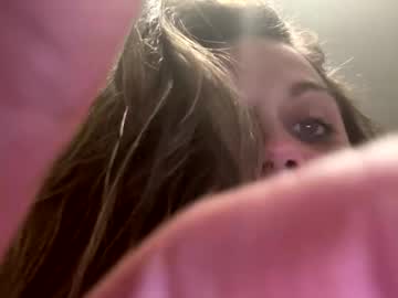 Sunshineandwhiskey333 May 04, 2026 Chaturbate stream image