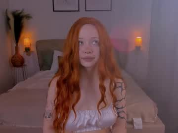 Fly_Dragon_Fly May 04, 2026 Chaturbate stream image