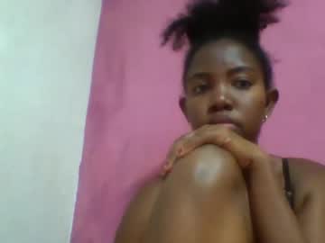 Minachocolate May 04, 2026 Chaturbate stream image