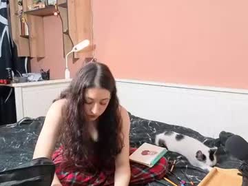 Sharadelvecchio May 04, 2026 Chaturbate stream image