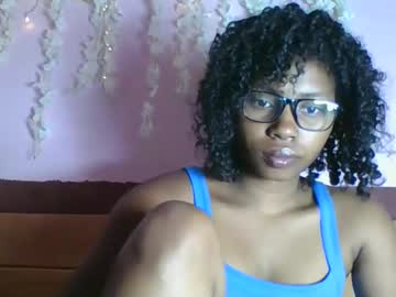 Asmiraa May 04, 2026 Chaturbate stream image