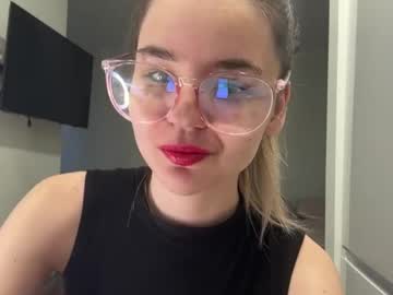 Peachy_Keens May 04, 2026 Chaturbate stream image