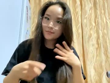 Gwennshulick May 04, 2026 Chaturbate stream image