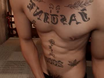 Justine_Hunk May 04, 2026 Chaturbate stream image