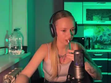 Cleotildeamsinger May 04, 2026 Chaturbate stream image