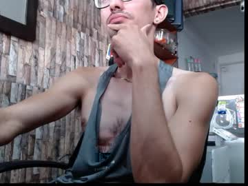 Jhosuamoore2 May 04, 2026 Chaturbate stream image