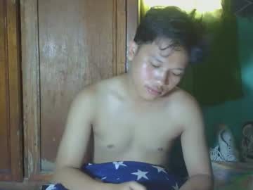 Exotichugecock stream photo from May 05, 2026