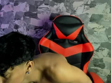 Zyzz_1812 May 05, 2026 Chaturbate stream image