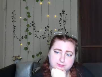 Alicia_Side_Red May 05, 2026 Chaturbate stream image