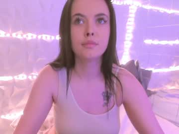 Isabell3_ May 05, 2026 Chaturbate stream image
