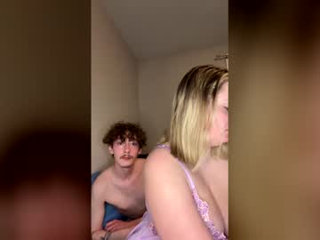 Irisrosexo1 May 05, 2026 Chaturbate stream image