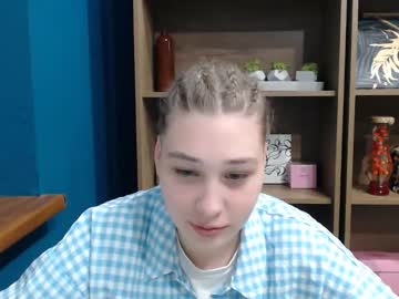 Lucky_Barbie May 05, 2026 Chaturbate stream image