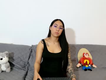 Vanessaadol May 05, 2026 Chaturbate stream image