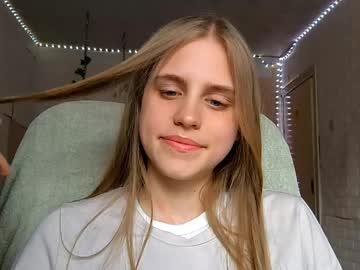 Kattienoggle May 05, 2026 Chaturbate stream image