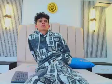 Austin_Santos2 May 05, 2026 Chaturbate stream image