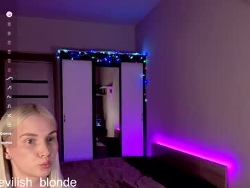 Hitchcocianblonde_ May 05, 2026 Chaturbate stream image