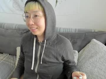 Luxgray May 05, 2026 Chaturbate stream image