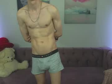 Meverik_Oushen May 05, 2026 Chaturbate stream image